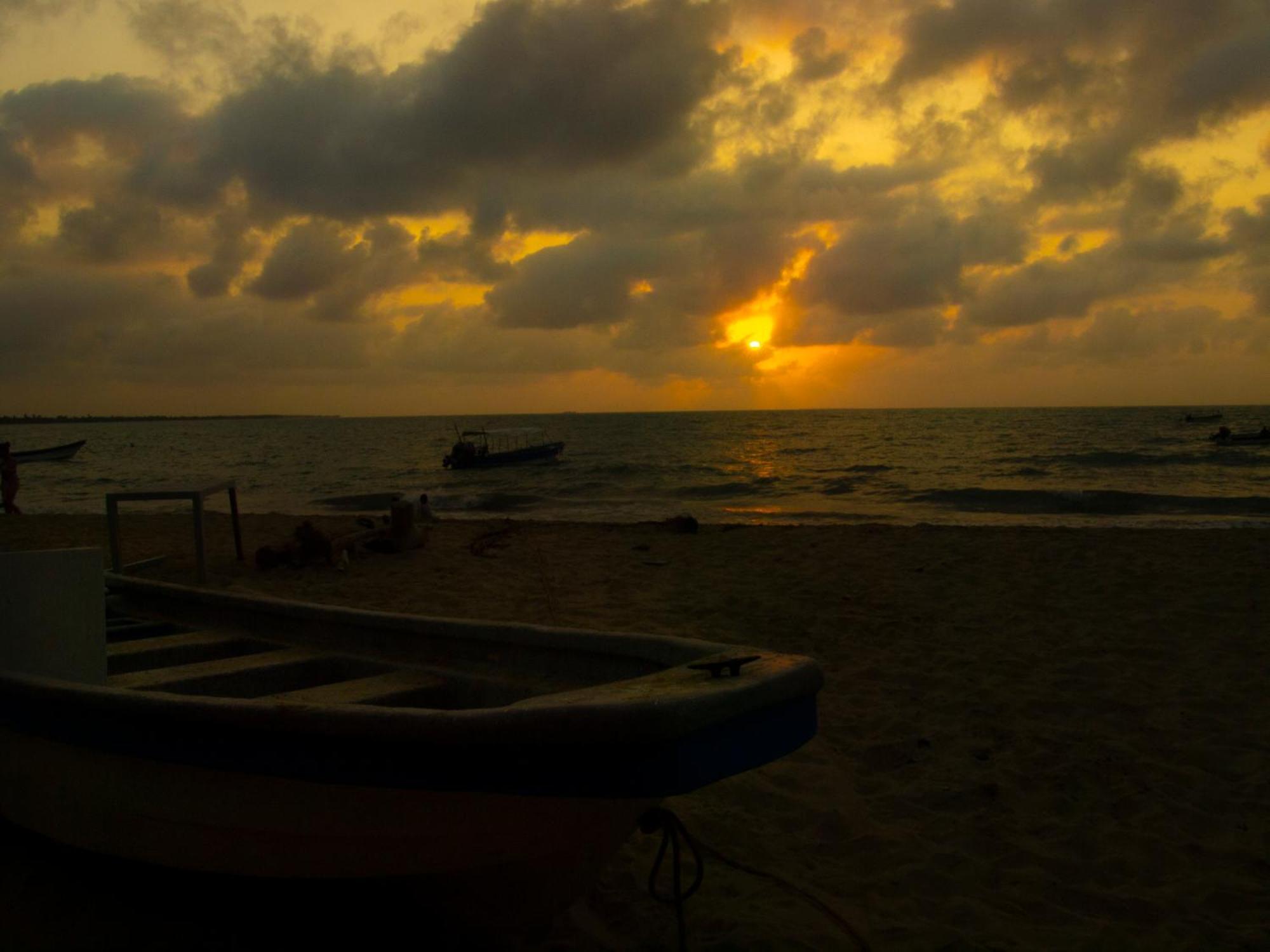 Mithival Beach Rincon Del Mar Exterior photo