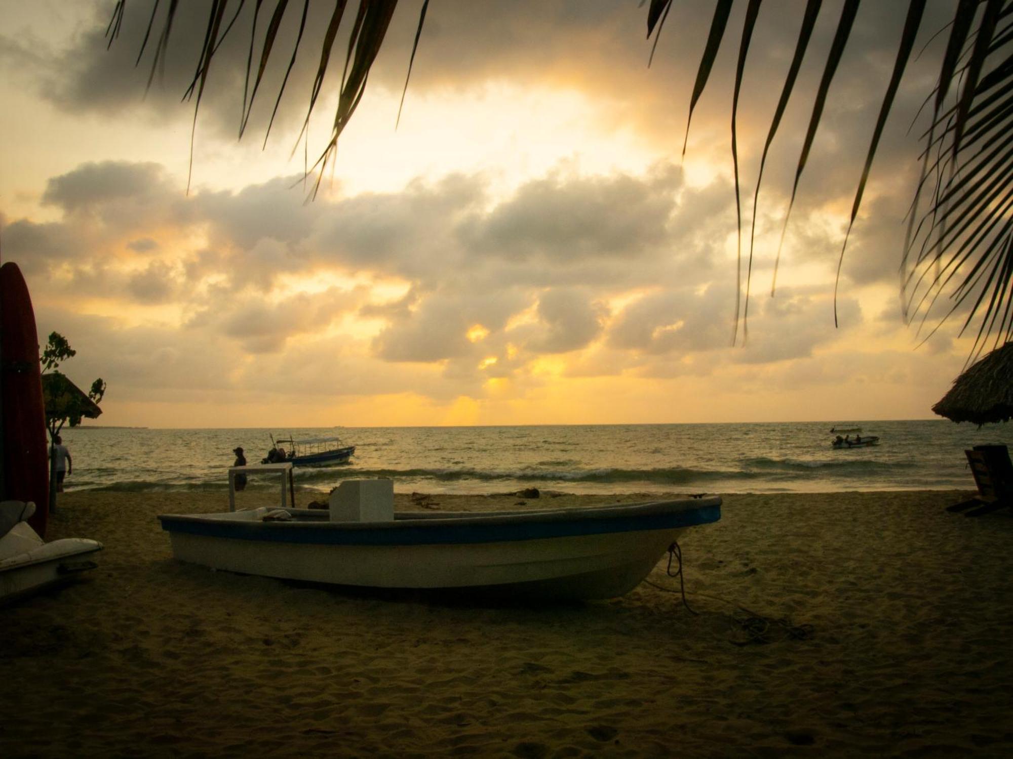 Mithival Beach Rincon Del Mar Exterior photo